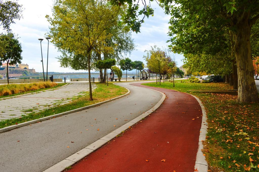 נובי סאד Apartment Riverside Gem מראה חיצוני תמונה