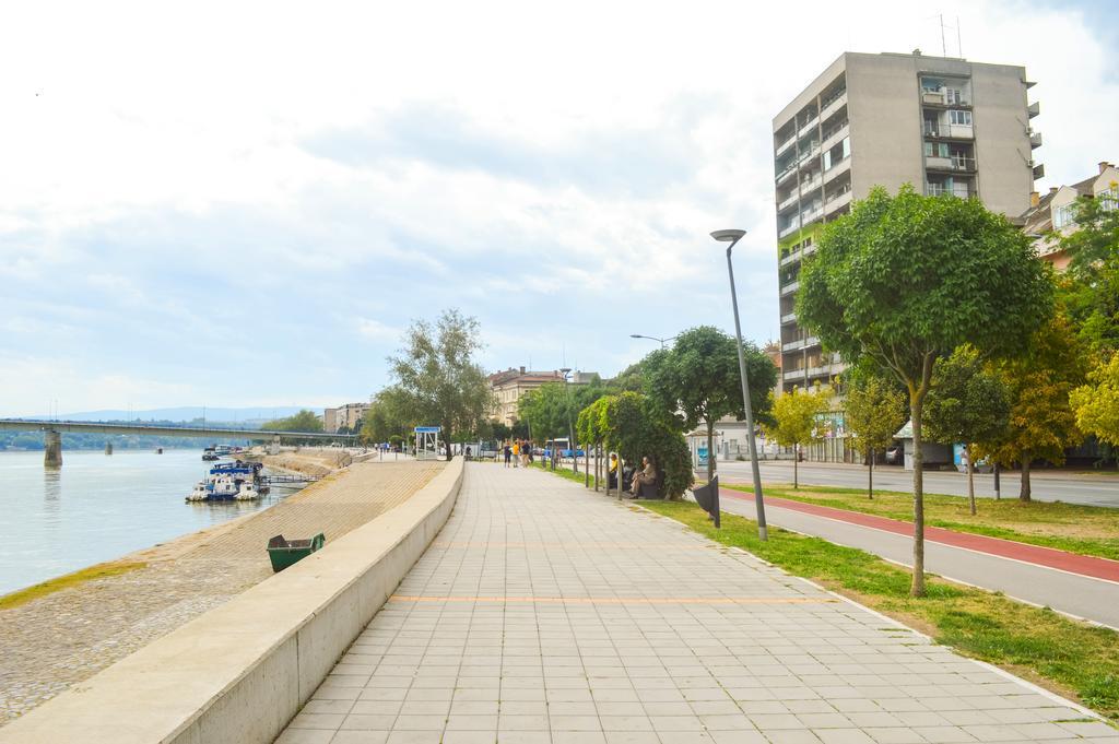 נובי סאד Apartment Riverside Gem מראה חיצוני תמונה